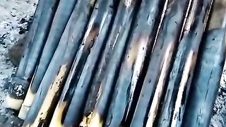 Grilled sticky rice to be eaten with durian