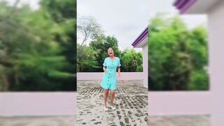 Indian Girl Shivali Agarwal Dance