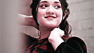 Hot and beautiful girl????
