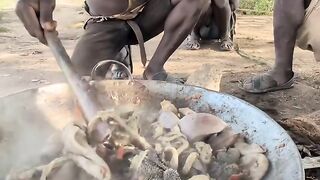 Have you tried this natural traditional spicy see how hadzaba chief cooks mostly delicious and preferred food
