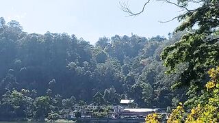 Indahnya Pagi dipinggir Telaga