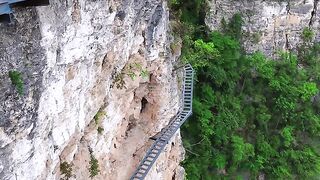 这是谁家的孩子太勇敢了吧周末去哪儿[话题] 极限运动体验[话题]