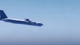 АМЕРИКАНСКИ САМОЛЕТИ  ИМИТИРАТ УДАРИ ПО ЦЕЛИ В РУСИЯ