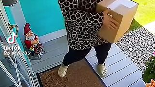 Caren delivery