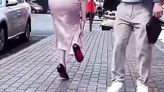 Man help girl but.,.,.,.