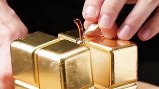 Cut gold Apple