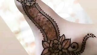 New best foot mehndi design