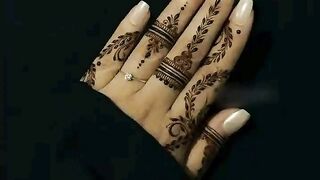 New finger Arabian mehndi design