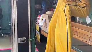 Pemukul Berpostur Tinggi