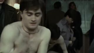 ACTORS WHO PLAYED THE OPPOSITE GENDER