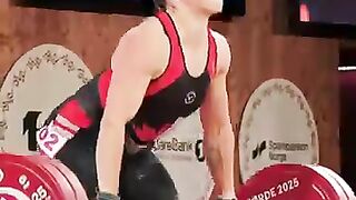 Canadian Lady Weight Lifter