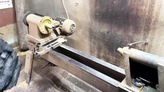 Amazing Craft Woodturning Products - Recycling From A Burnt Wood To Stunning Design With Lathe