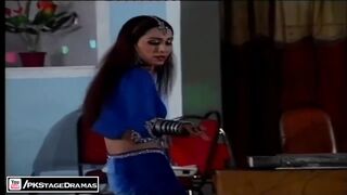 Pakistani Star Girl Deedar Dance