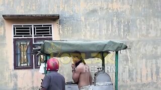 Rayap besi meresahkan warga