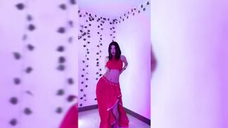 Indian Girl Aarti Dance