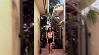 Indian Girl Neelam Shaikh Dance