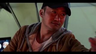 Sooraj Thanda Hogya Achanak Se ( The Wandering Earth 2019 FilmMovie Explained in HindiUrdu