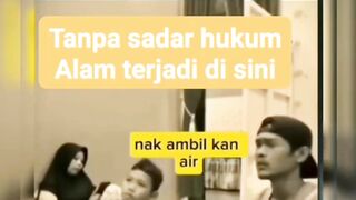Entah Siapa Yang Salah