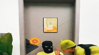 This Tiny Gadget Can Stop Any Intruder  You Wont Believe How Loud It Is!
