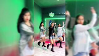 Indian Girl Sania Dance