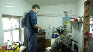 пережила страшнейшую автокатастрофу, осталась парализованной.
