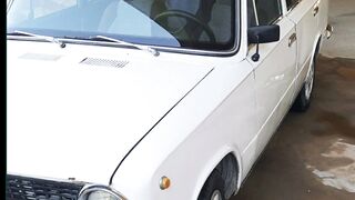 Vaz 2101 sotiladi. 700$