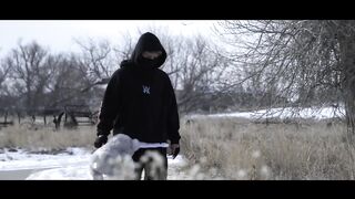 Alan_Walker_Style_-_In_Your_Arms_Remix_(Witt_Lowry_Feat._Ava_Max)(720p)