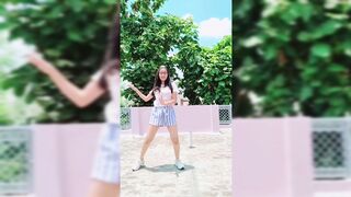 Indian Girl Shivali Agarwal Dance