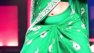 Akshay kumar female version