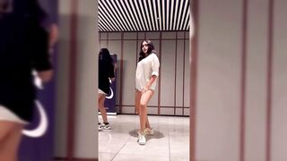 Indian Girl Vaani Singh Dance