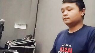 Bermain Piano tenangkan Hati