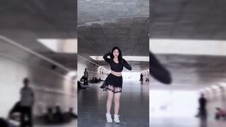 Indian Girl Kirti Singh Dance