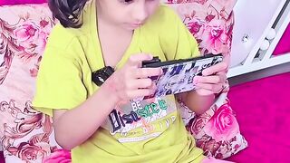 Who eats whose mouth FunnyCoupleCoupleGoalsButFunnyLoveAndLaughsCrazyInLoveGoofyCoupleRelation