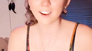 beautiful womens activities before bed sleep girl women Shorts