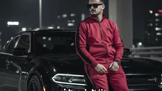 انا العنيد الزي