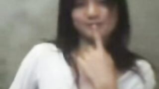 Girl on cam chat with friend