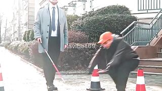 Hard Working Man Teaches Rich Man A Lesson