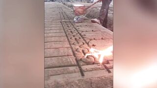 Most-Satisfying-Videos-Of-Workers-Doing-_5