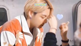 Сладкие моменты между BTS и их стилистами