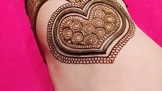 back hand mehndi
