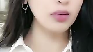 Hum to mahobbat karte hain tumse????????????????????❤❤❤❤