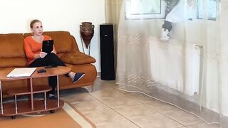 Wigofellas-Pranks-on-mom