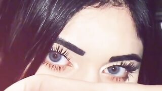 Eyes ????