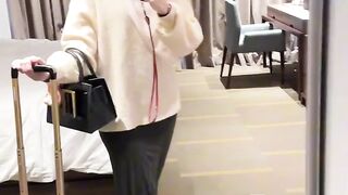 Inara Rusli Lakukan Hal Ini Dalam Video Berdurasi 2 Jam Yang Link
