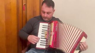 Mais um grande acordionista muito talentoso fantastico Artista.