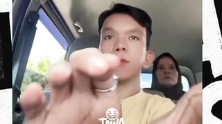 Lagi fokus banget der