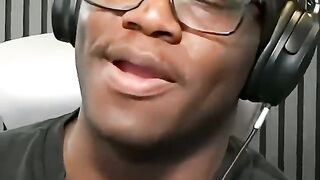 Jack making friends in Sidemen Among Us