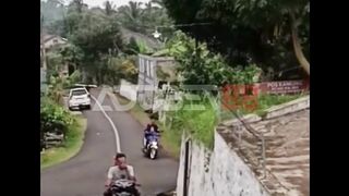 Selamat hari Minggu, chaos mode on