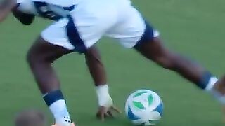 Jordi Alba and Sergio Busquets REFCAM REACTIONS