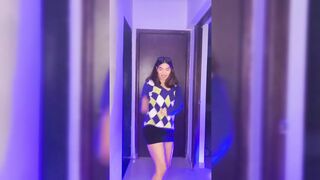 Indian Girl Prakrati Rush Dance